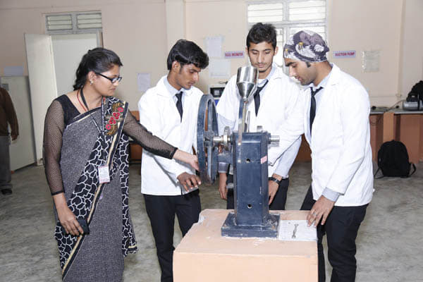 RDS College Of Pharmacy Jaunpur college photo 3